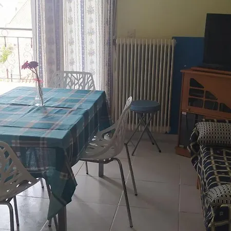 Mouses-x Nea Kallikrateia