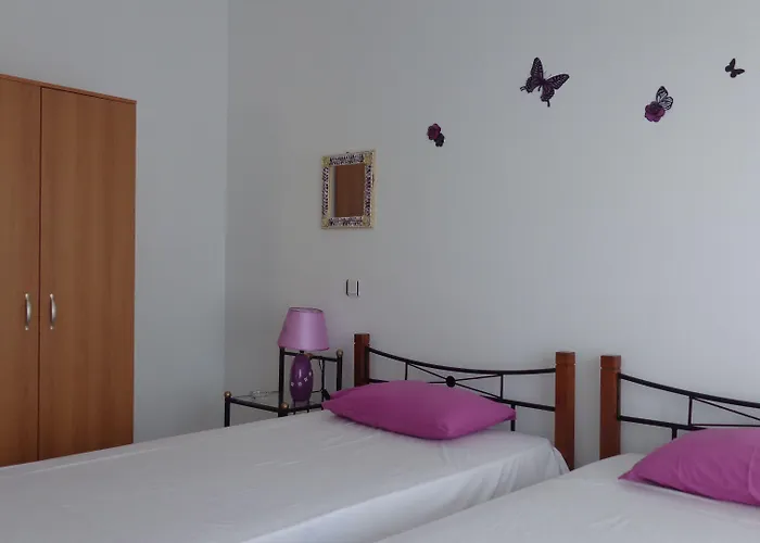 Mouses-x Nea Kallikrateia